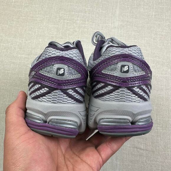 New Balance 860V2 "Milky Way Pack Midnight Violet" - Picture 5 of 5